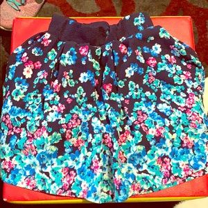 Flowery skirt for girl